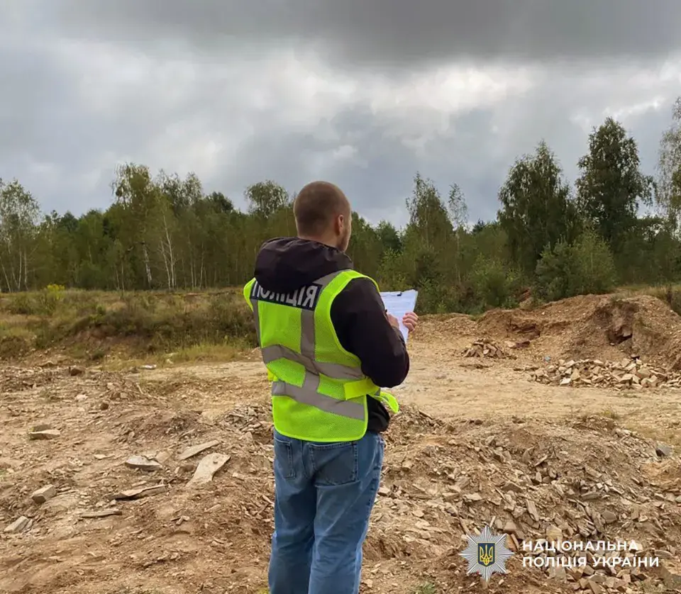 Мільйонні збитки на Житомирщині: перед судом постануть учасники нелегального промислу