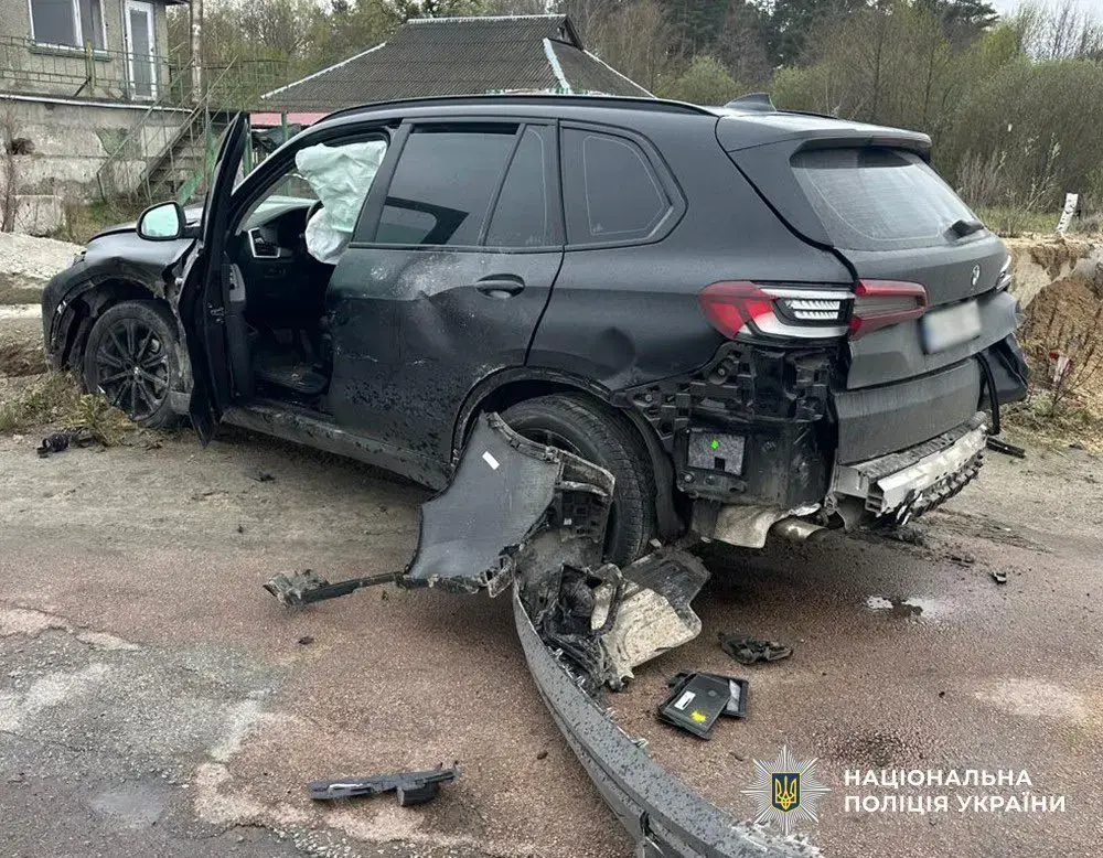 Зіткнення на перехресті: у Романівській громаді не розминулися дві іномарки