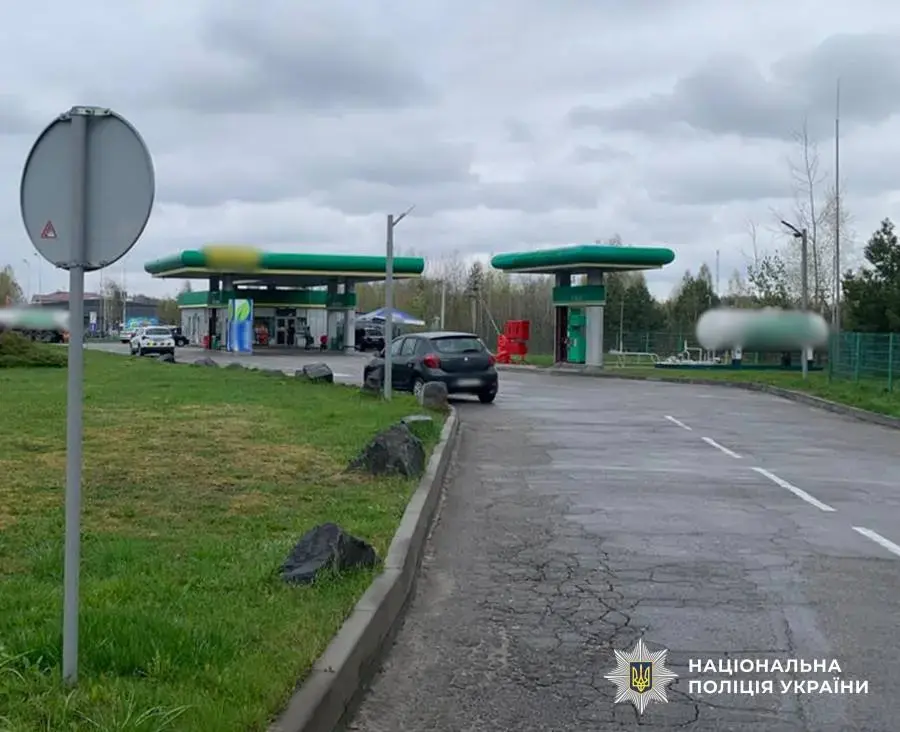 Загроза підпалу на заправці: на Житомирщині затримали псевдовійськового вимагача