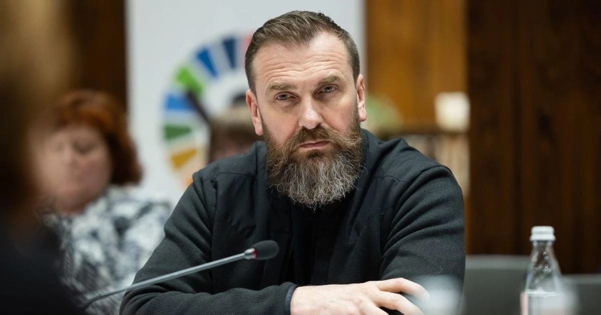Освітня реформа в Україні: як створюють мережу старших класів