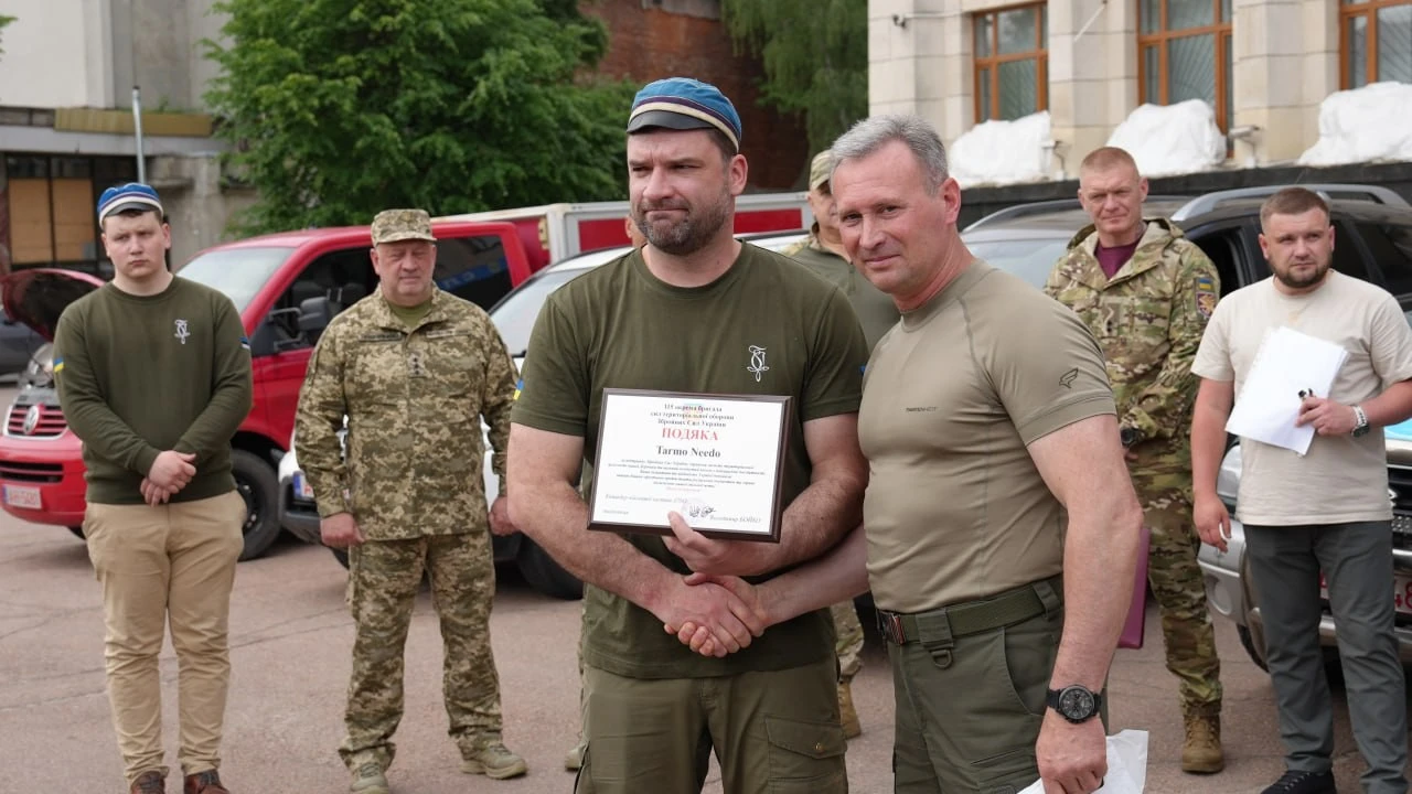 Естонська підтримка: для ЗСУ відправили нову партію авто